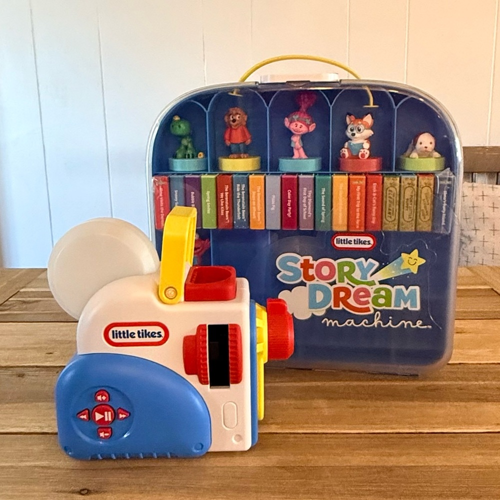 Little Tikes Story Dream Machine Bundle